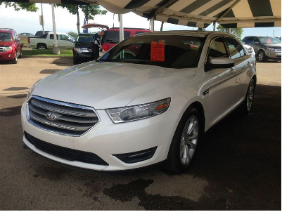 2013 FORD TAURUS SEL.png