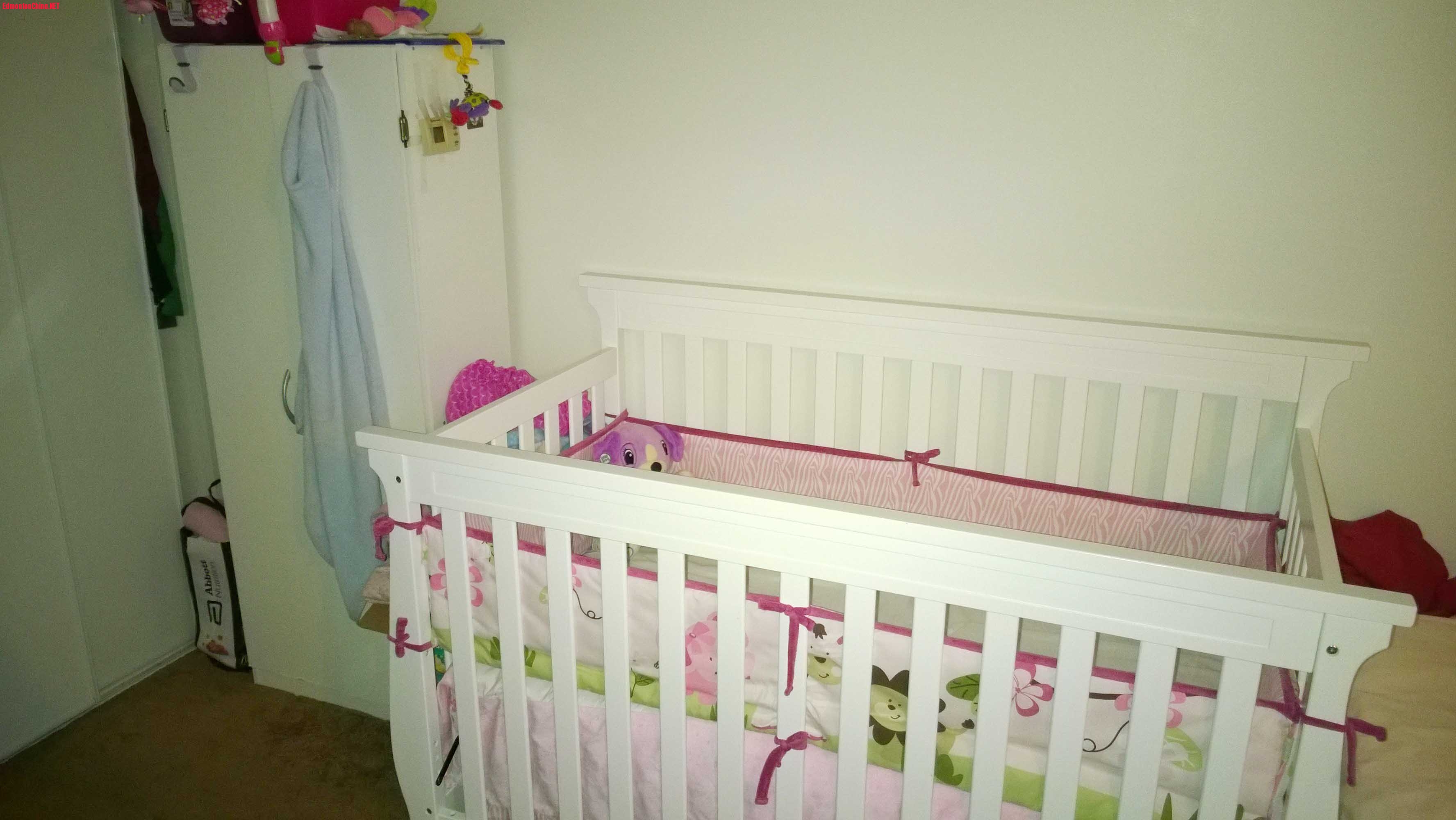 Baby bed cabibet .jpg