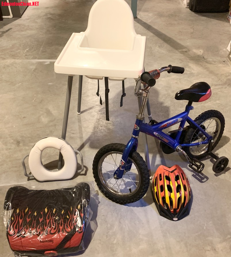 A03-High Chair w. Tray_$29 12 Kids&#039; Bike_$112 .jpg